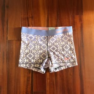 RARE purple tribal print Nike Pro 3